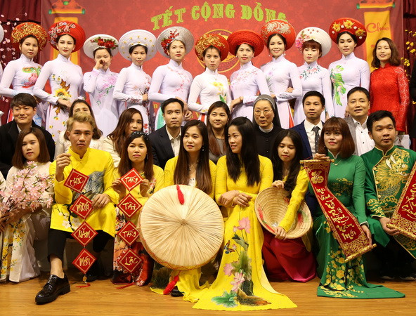 Lao động Việt Nam tại Hàn Quốc tưng bừng đón xuân Kỷ Hợi ảnh 1