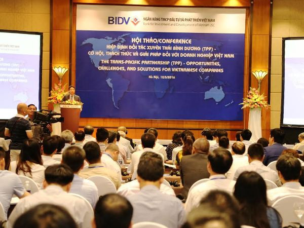 Các đại biểu tham dự hội thảo. (Nguồn: BIDV) "Doanh nghiệp cần có cơ chế phòng ngừa rủi ro khi gia nhập TPP" ảnh 1