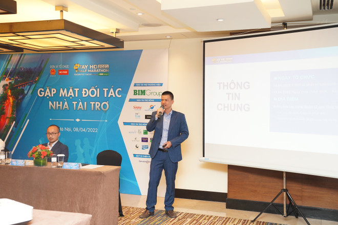 Gần 3.000 vận động viên tham dự giải chạy Tay Ho Half Marathon 2021 ảnh 1