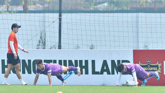 U23 Việt Nam công bố ba cầu thủ quá tuổi tham dự SEA Games 31 ảnh 2