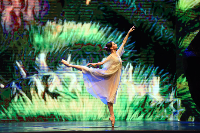 [Photo] Mãn nhãn với vở ballet "Kẹp hạt dẻ" theo công nghệ 3D ảnh 3