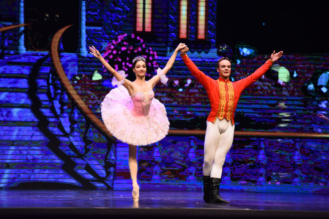 [Photo] Mãn nhãn với vở ballet "Kẹp hạt dẻ" theo công nghệ 3D ảnh 14