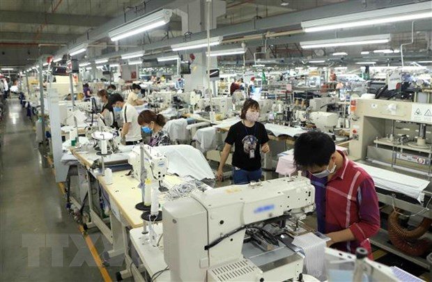 Ảnh minh họa. (Ảnh: Hoàng Hùng/TTXVN) Thống đốc yêu cầu lập đường dây nóng xử lý vướng mắc cho khách hàng ảnh 1