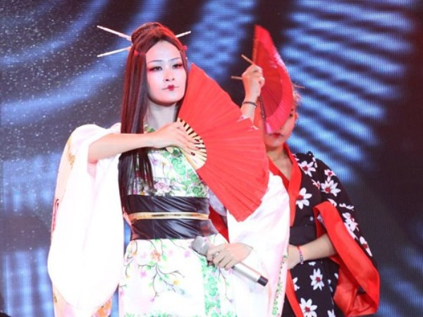 The Remix: Sơn Tùng M-TP, Isaac, Giang Hồng Ngọc bất phân thắng bại ảnh 4