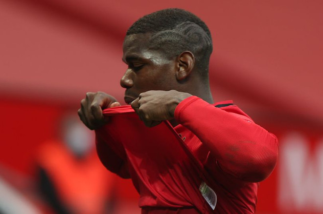 Paul Pogba lên tiếng xin lỗi vì đã đẩy M.U và đồng đội vào thế khó ảnh 1