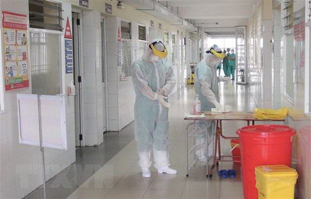 Thêm 1 ca nhiễm mới, Việt Nam ghi nhận 204 trường hợp mắc COVID-19 ảnh 1