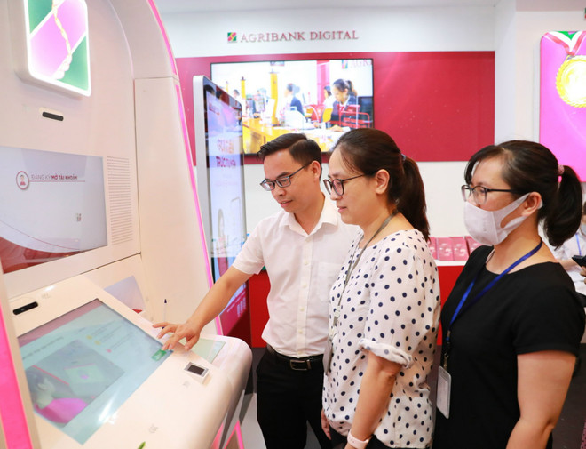 Ngân hàng Agribank ra mắt ngân hàng số - Một chạm đa tiện ích ảnh 2