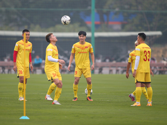 Quế Ngọc Hải: 'Đội tuyển Việt Nam đang mạnh mẽ hướng tới AFF Cup' ảnh 5