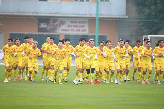 Quế Ngọc Hải: 'Đội tuyển Việt Nam đang mạnh mẽ hướng tới AFF Cup' ảnh 4