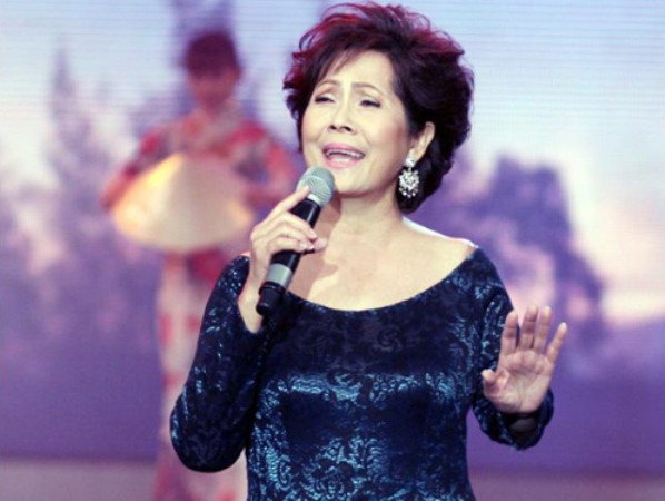 Ngọc Sơn trở lại Hà Nội hát trong đêm “Tuyệt phẩm bolero” ảnh 2