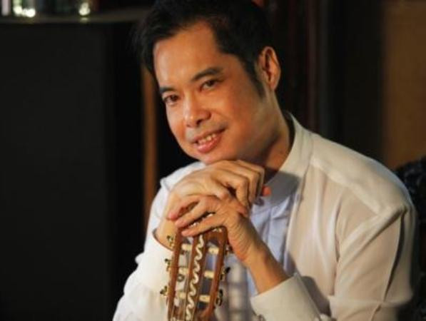 Ngọc Sơn trở lại Hà Nội hát trong đêm “Tuyệt phẩm bolero” ảnh 1