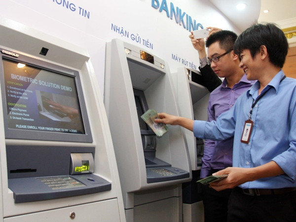 Yêu cầu nâng cao chất lượng, an toàn hoạt động ATM ảnh 1