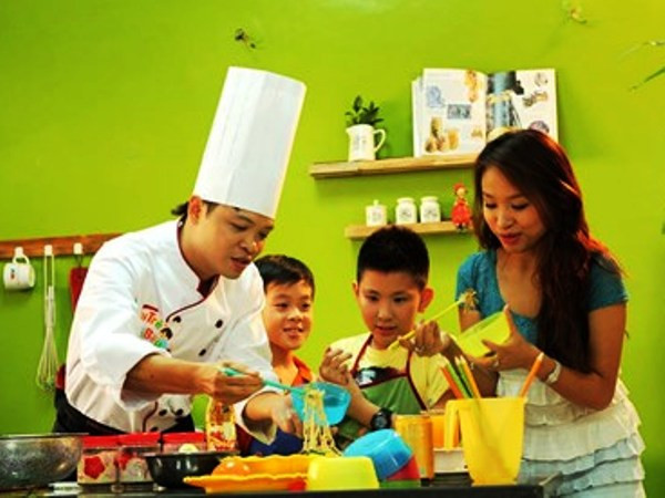 “Khi trẻ vào bếp”- Sân chơi ẩm thực hấp dẫn cho thiếu nhi trở lại ảnh 1