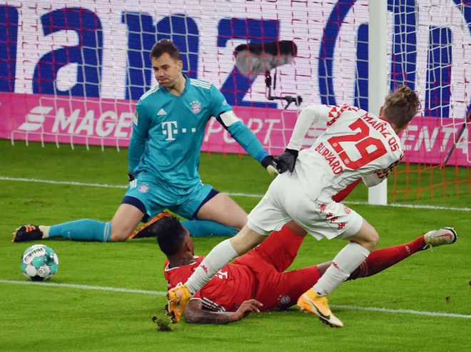 Khoảng khuất sau màn ngược dòng ngoạn mục của Bayern trước Mainz 05 ảnh 1
