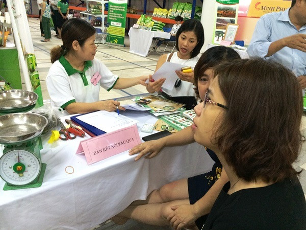 Trung tâm trưng bày nông thủy sản toàn quốc nhộn nhịp ngày đầu ra mắt ảnh 5