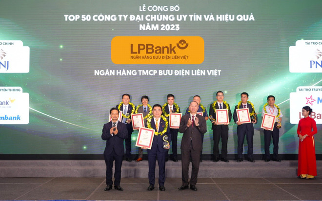 LPBank được vinh danh tốp 50 công ty đại chúng uy tín và hiệu quả ảnh 1