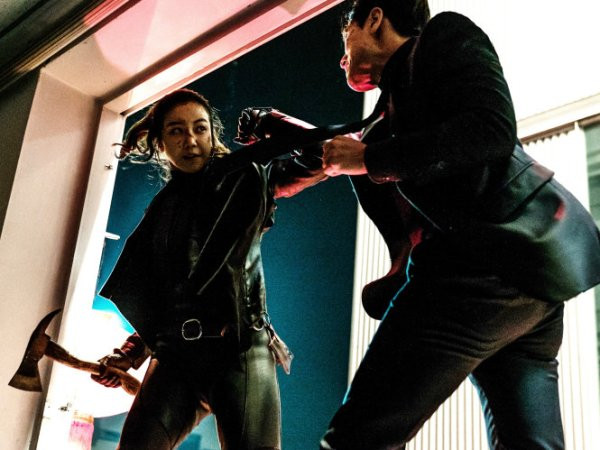 Phim hành động “Ác nữ báo thù” được tán thưởng ở Cannes ra rạp Việt ảnh 2