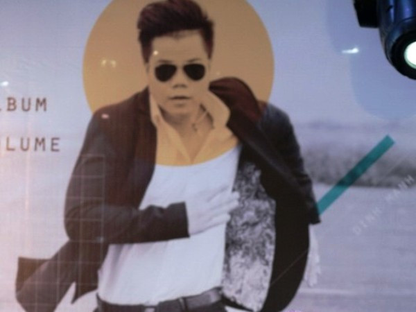 Đinh Mạnh Ninh: Chàng "phi công" liều lĩnh nhưng bay "chất lừ" ảnh 1