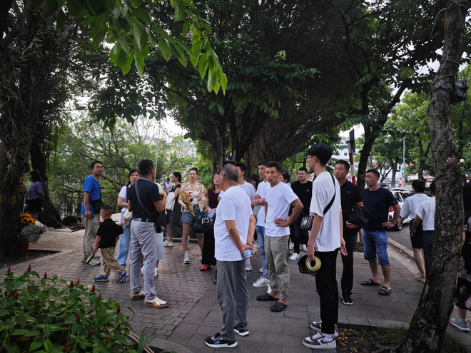 Khách du lịch đến Việt Nam ngày một tăng. (Ảnh: Vietnam+) vnp_khách dulich1.jpg