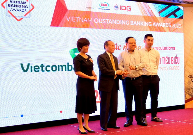 Vietcombank là ngân hàng chuyển đổi số tiêu biểu năm 2020 ảnh 1