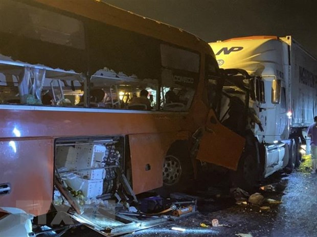 Sức khỏe của 17 người vụ tai nạn hầm Hải Vân cơ bản ổn định ảnh 1