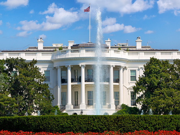 Nhà Trắng lên án “âm mưu tấn công” nhằm vào nhiều nhân vật quan trọng ảnh 1