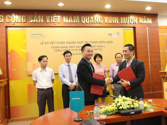 PvcomBank và Viettel Post hợp tác để gia tăng giá trị cho khách hàng ảnh 1