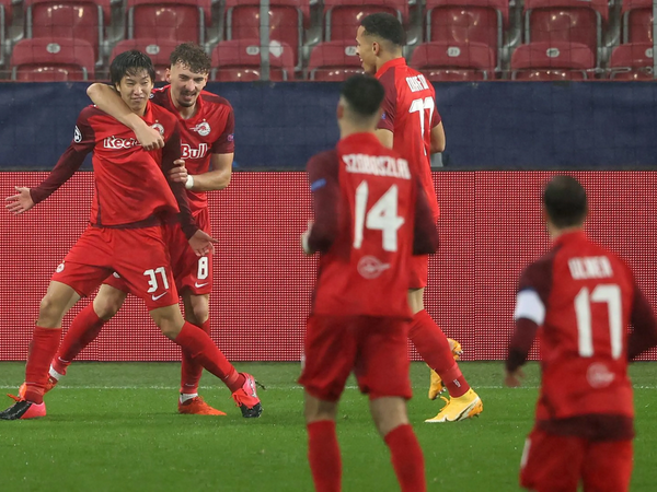 Thomas Müller: Trận đấu với Salzburg là 'một cuộc trao đổi đòn' ảnh 3