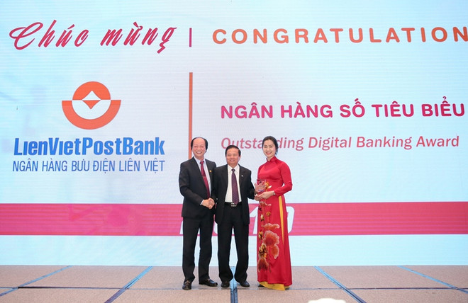 LienVietPostBank đạt giải thưởng Ngân hàng số tiêu biểu ảnh 1