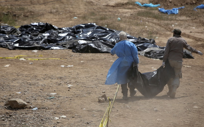 Iraq: Phát hiện 158 thi thể trong một hố chôn tập thể ở Tikrit ảnh 1