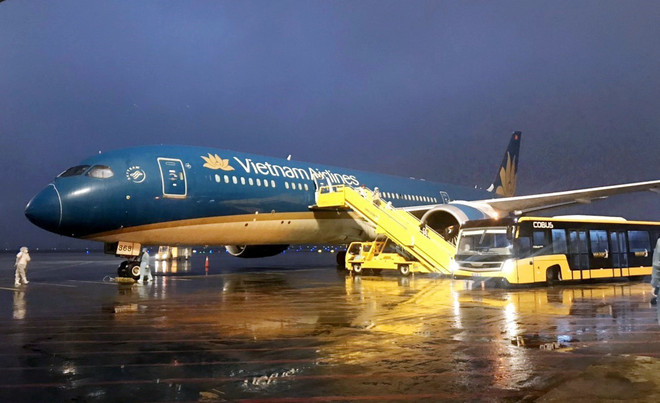 COVID-19: Du học sinh Việt Nam ở Mỹ trước câu hỏi nên về hay ở lại? ảnh 2