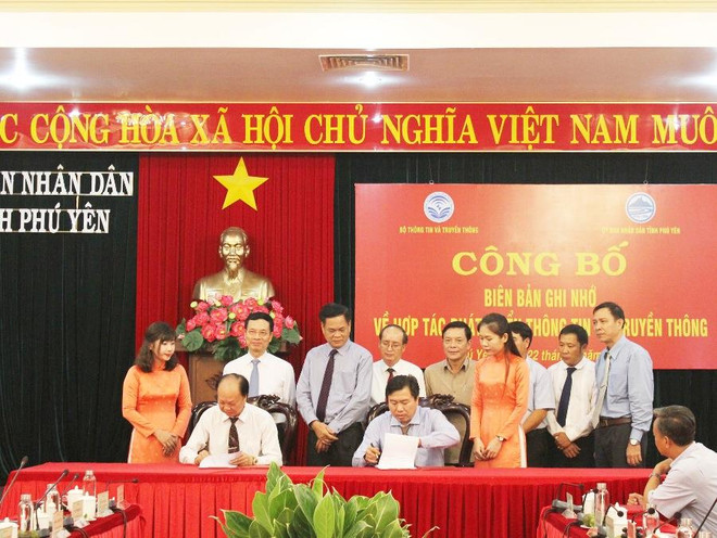 LienVietPostBank và Phú Yên hợp tác thanh toán không dùng tiền mặt ảnh 1