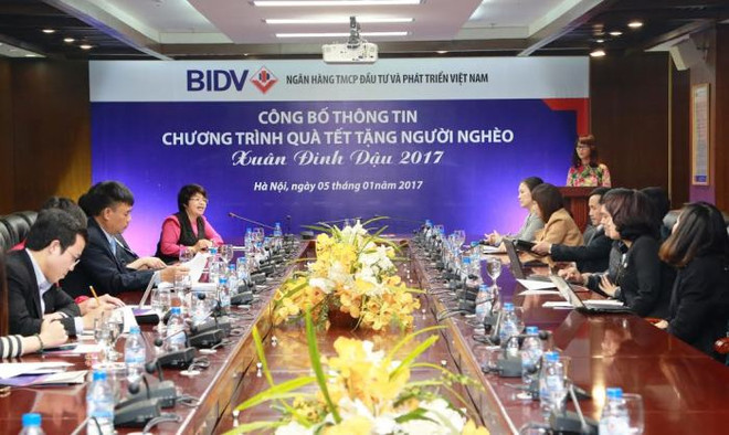 BIDV dành 12 tỷ đồng tặng quà Tết Đinh Dậu cho người nghèo ảnh 1