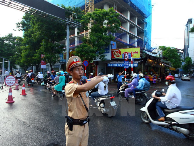 ADB tài trợ 234 triệu USD cải cách năng lực cạnh tranh và giao thông ảnh 1