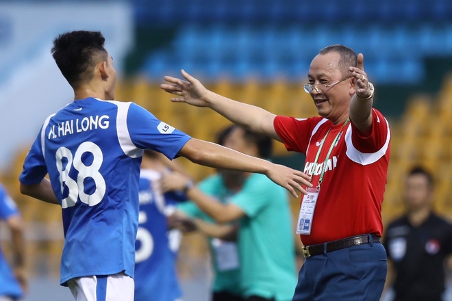 Tiền vệ U22 Việt Nam và màn trình diễn ấn tượng với siêu phẩm sút xa ảnh 1