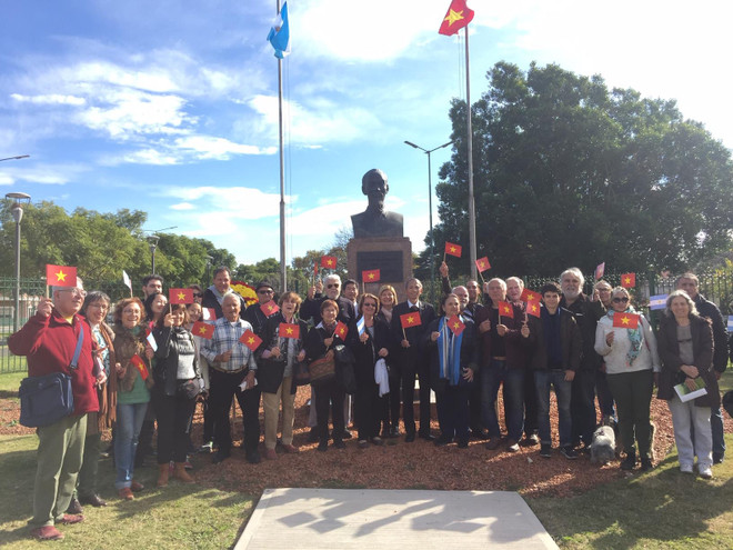 Argentina vinh danh Chủ tịch Hồ Chí Minh nhân 129 năm ngày sinh Người ảnh 1
