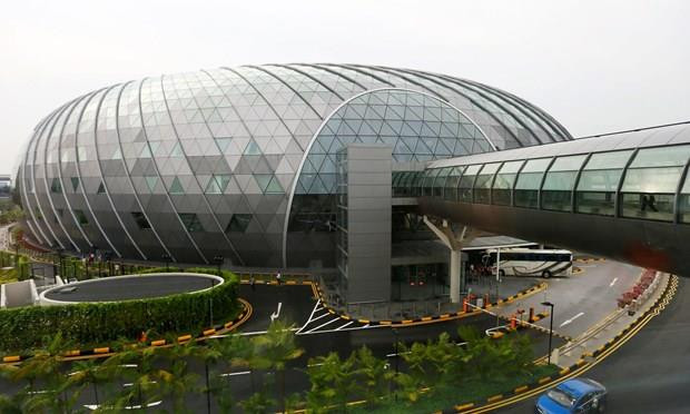 Sân bay Changi của Singapore. (Nguồn: Reuters) Căng thẳng Mỹ-Trung gây ảnh hưởng xấu tới kinh tế Singapore ảnh 1