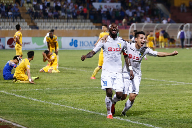 Hoàng Vũ Samson về Thanh Hóa, HLV Trương Việt Hoàng tới Viettel ảnh 1