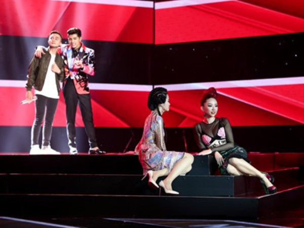 Đông Nhi "phản pháo" khi bị chê nhạt và phản cảm trên "ghế nóng" ảnh 2