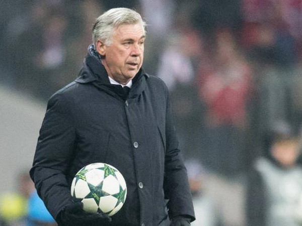 Ancelotti:Wolfsburg sẽ phòng thủ và đợi phản công. Ảnh: Nguồn Fcb.de Rummenigge mơ chức vô địch mùa Thu vào trước đêm Giáng sinh ảnh 3