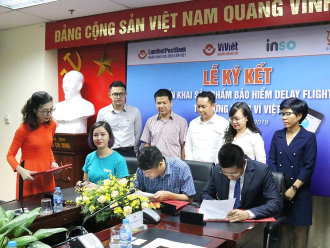 LienVietPostBank và PTI cung cấp dịch vụ mua bảo hiểm trễ chuyến bay ảnh 1
