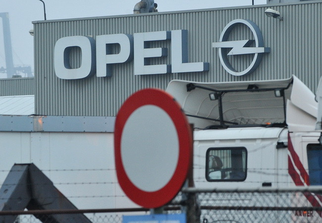Bên ngoài nhà máy lắp ráp ôtô Opel (Nguồn: THX-TTXVN) Opel hủy toàn bộ hợp đồng với các nhà cung cấp phụ tùng trung gian ảnh 1