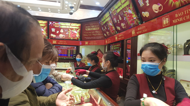 Vàng trong nước tiếp tục tăng mạnh, giao dịch ở mức 53,3 triệu đồng ảnh 1