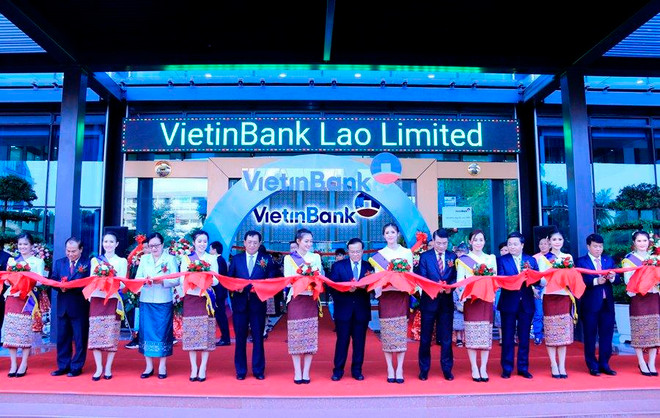 Thống đốc: VietinBank Lào phấn đấu thành ngân hàng hiện đại, đa năng ảnh 1