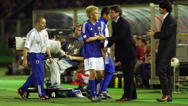 'Phù thủy' Troussier dẫn dắt U18 Việt Nam thay HLV Hoàng Anh Tuấn ảnh 1