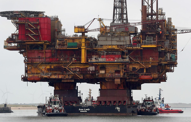 Giá dầu tại Mỹ giảm xuống mức âm, thấp nhất kể từ năm 1983 ảnh 1