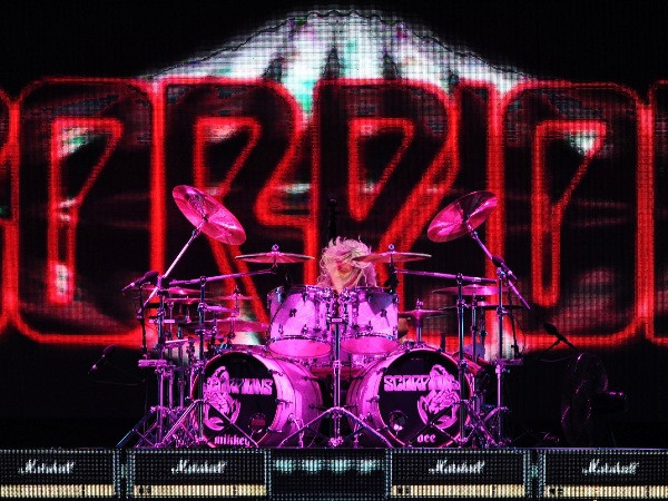 Scorpions khép màn Monsoon 2016: "Thỏa chí tuổi thanh xuân" ảnh 2