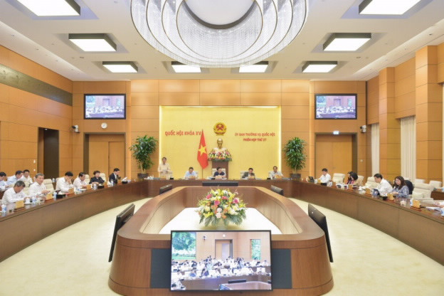 Thống đốc: Xử lý ngân hàng yếu kém đã khó, nay còn khó hơn ảnh 2