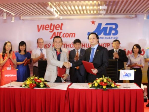 MB tài trợ tín dụng dài hạn cho Vietjet đầu tư mua máy bay mới ảnh 1