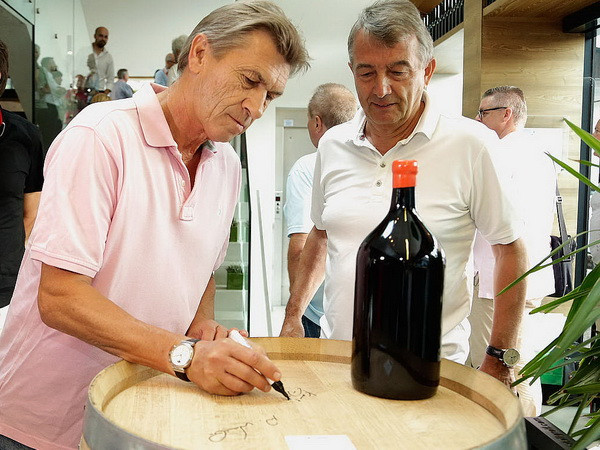 Những nhà vô địch World Cup 1990 kỷ niệm ngôi sao thứ 3 lần 25 ảnh 2